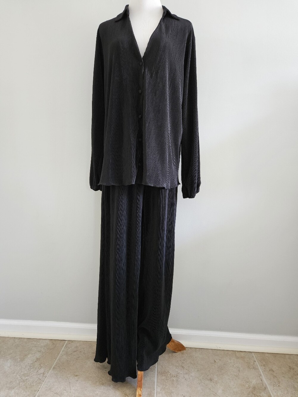 HYFVE | Black Textured Button-Up Top and Wide Leg Pants Set